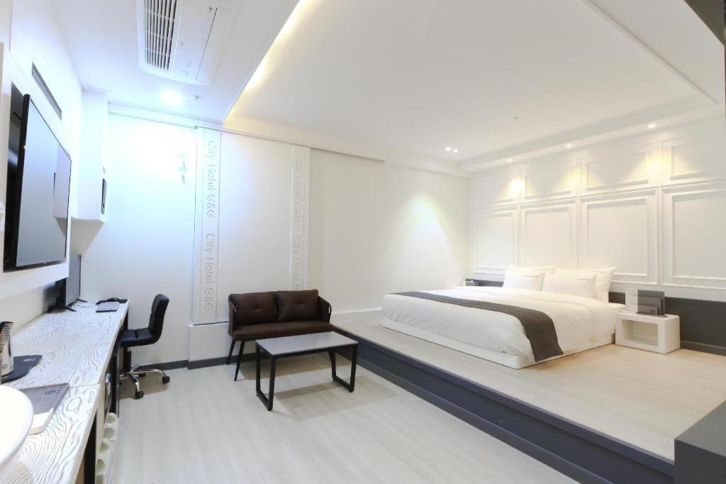 City Hotel G&G Busan Buitenkant foto