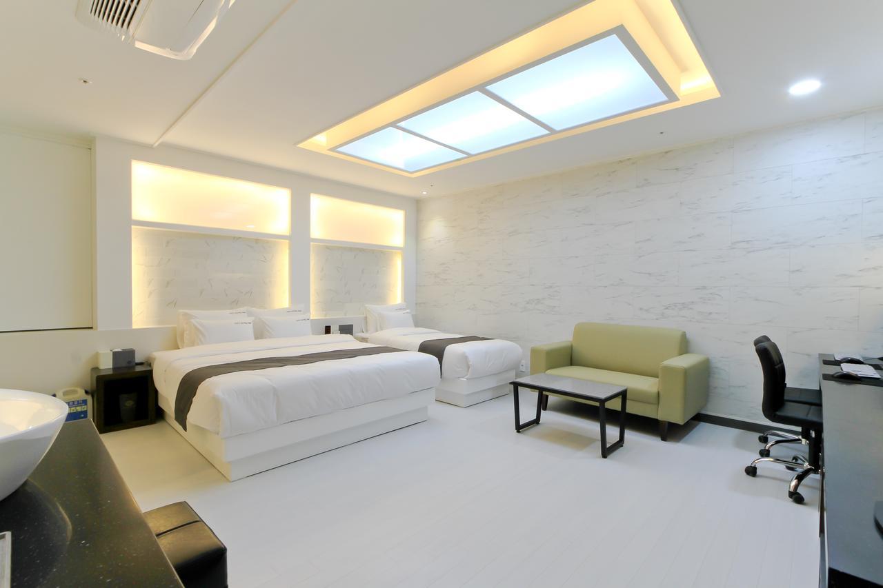 City Hotel G&G Busan Buitenkant foto