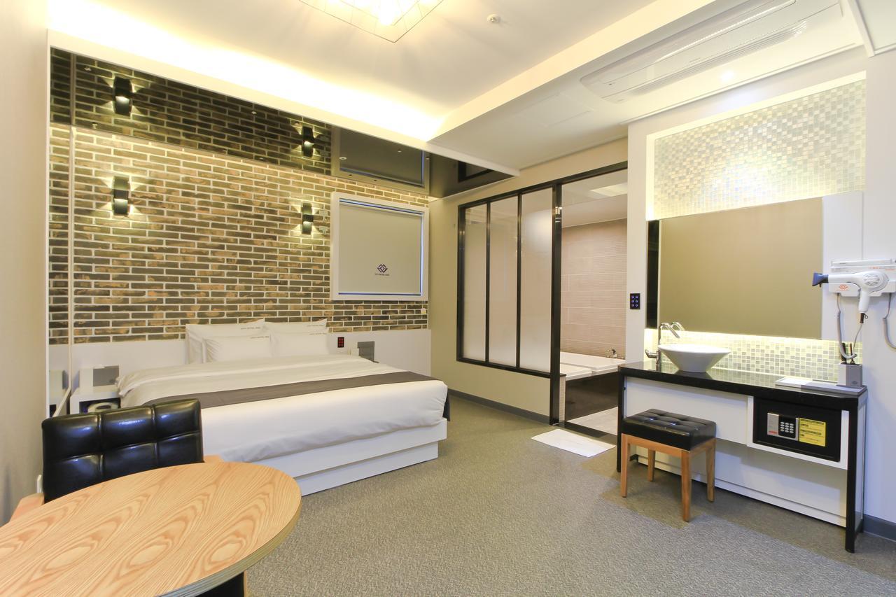 City Hotel G&G Busan Buitenkant foto