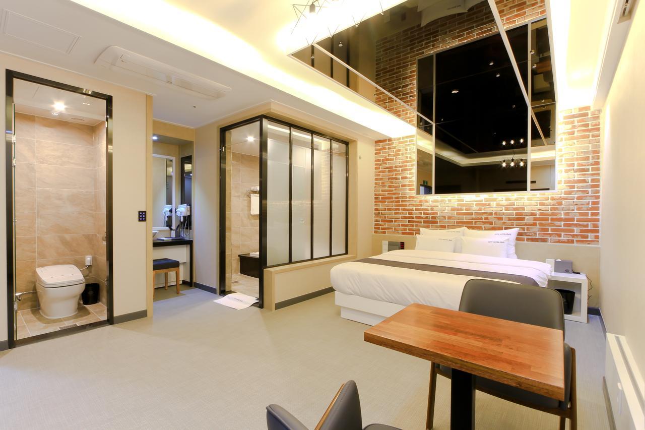 City Hotel G&G Busan Buitenkant foto
