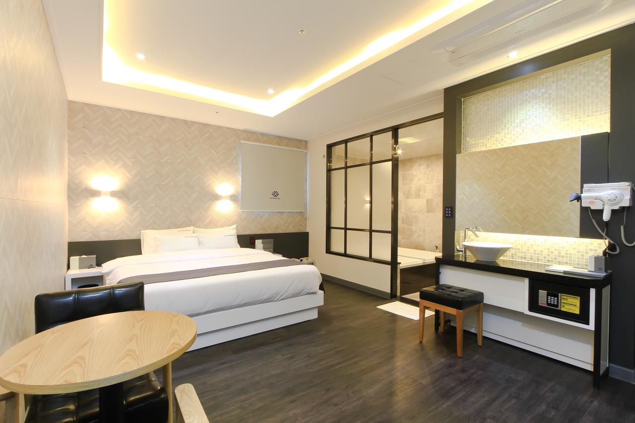 City Hotel G&G Busan Buitenkant foto