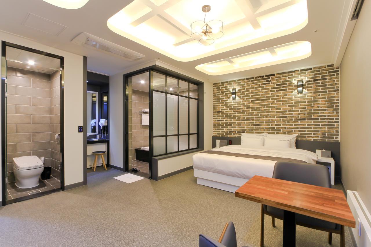 City Hotel G&G Busan Buitenkant foto